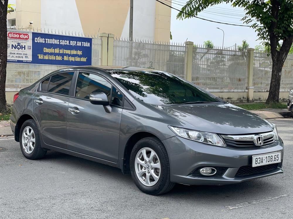 Honda Civic model 2013 , 1.8AT màu xám 2303306