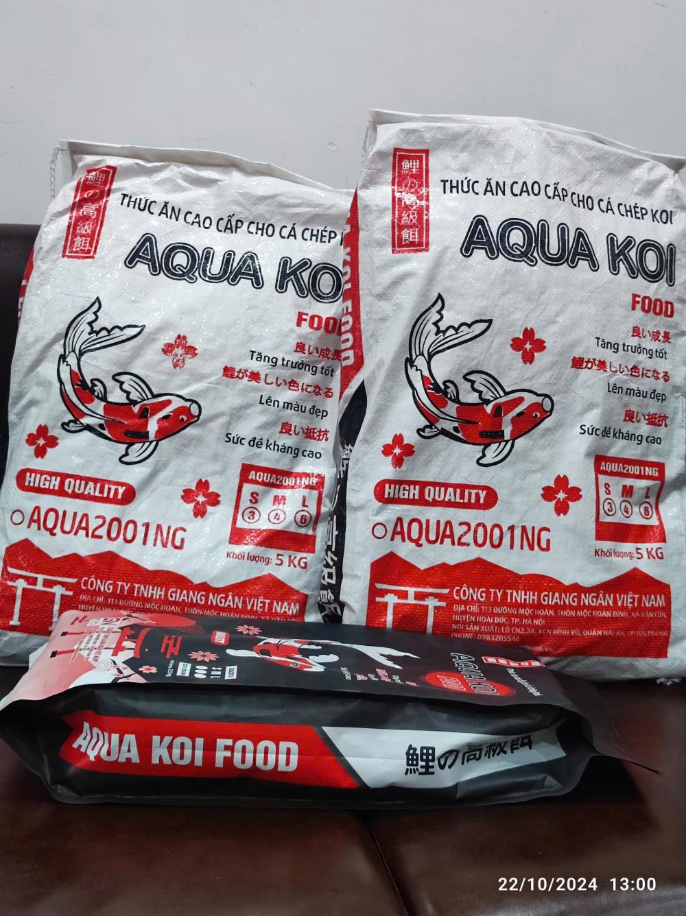 Aqua Koi – Thức ăn chất lượng cao, hỗ trợ cá Koi phát triển toàn diện, tăng trưởng nhanh và giữ vững sức khỏe tốt nhất.2139775