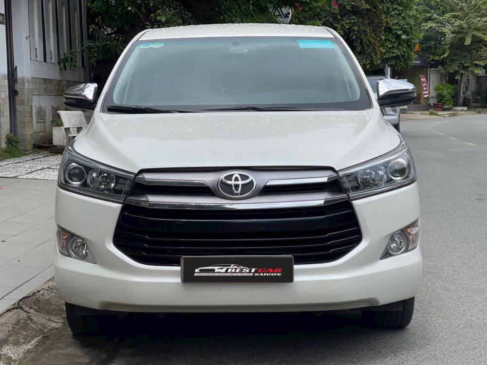 TOYOTA INNOVA 2.0V BẢN VIP SIÊU LƯỚT2100655