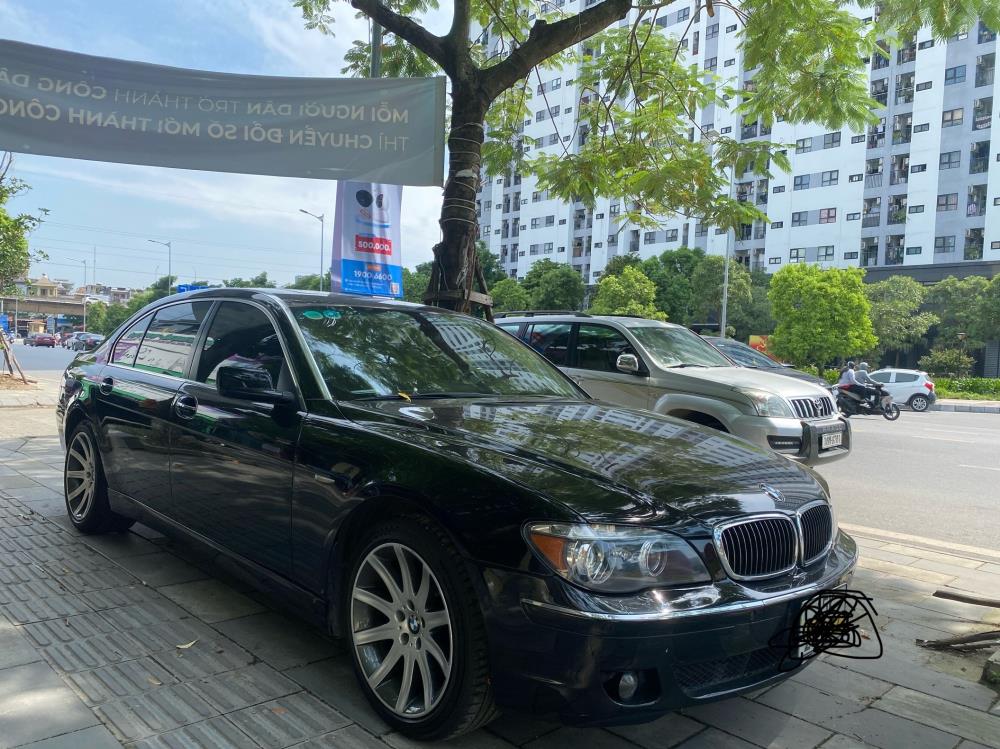 Bán xe Bmw 750Li sản xuất 2006, đăng ký lần đầu 2007, giá bán 270 triệu. 2106322