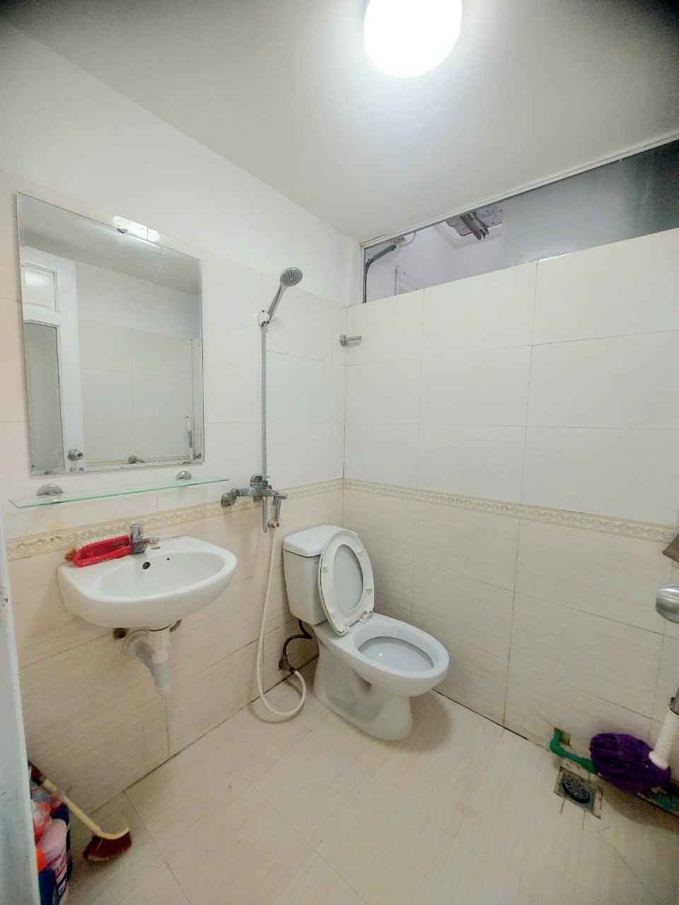 Bán căn hộ 50m2 quận Thanh Xuân , 2 ngủ, full đồ , 1 tỷ 6502127372