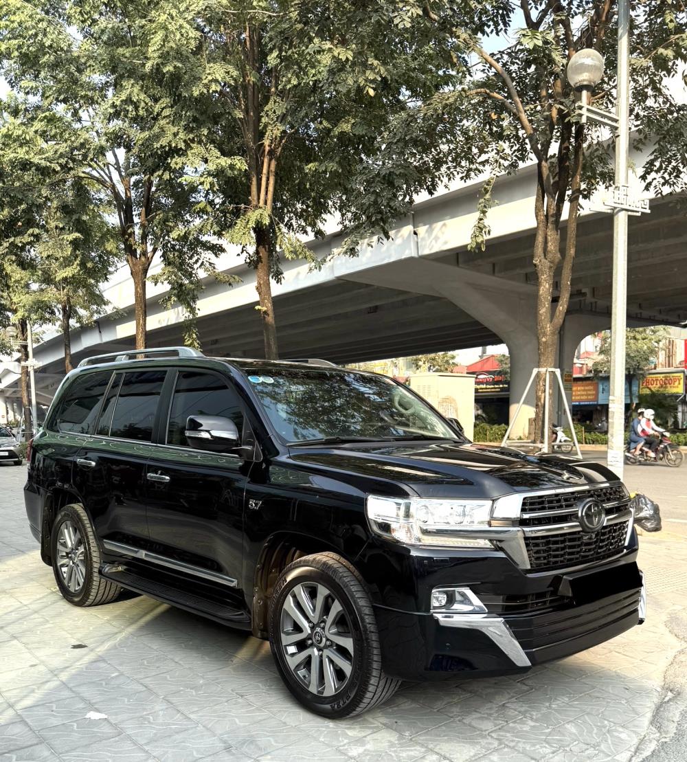 Bán Toyota Land Cruiser 5.7 VXS Trung Đông, sản xuất 2020, 1 chủ.2131239