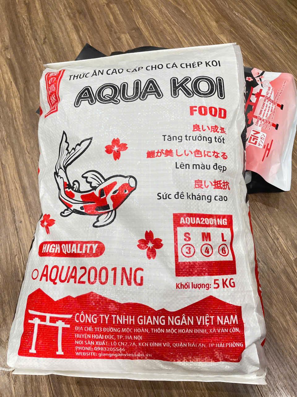 Aqua Koi 10kg: Sự lựa chọn tin cậy dành cho người nuôi cá Koi chuyên nghiệp, đảm bảo chất lượng cao cấp.2118103