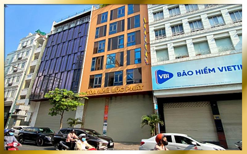 Cho thuê văn phòng mặt tiền Bạch đằng sát sân bay, văn phòng ốp kính thoáng đã, hầm xe rộng rãi2108974