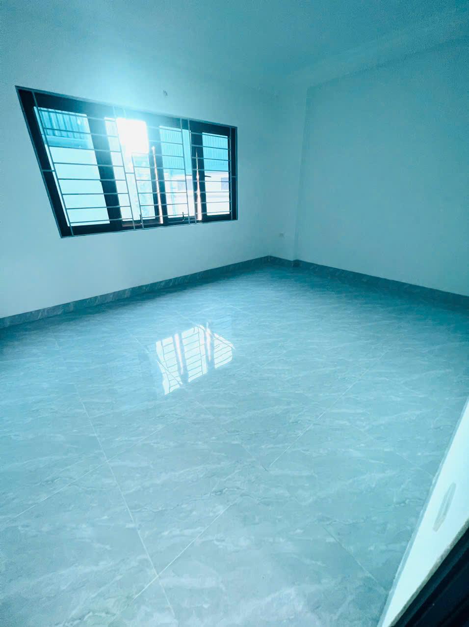 Bán nhà 3 tầng mới xây, Diện tích 63m2 Vĩnh Quỳnh, Thanh Trì, Giá rẻ 4,5 tỷ.2154327