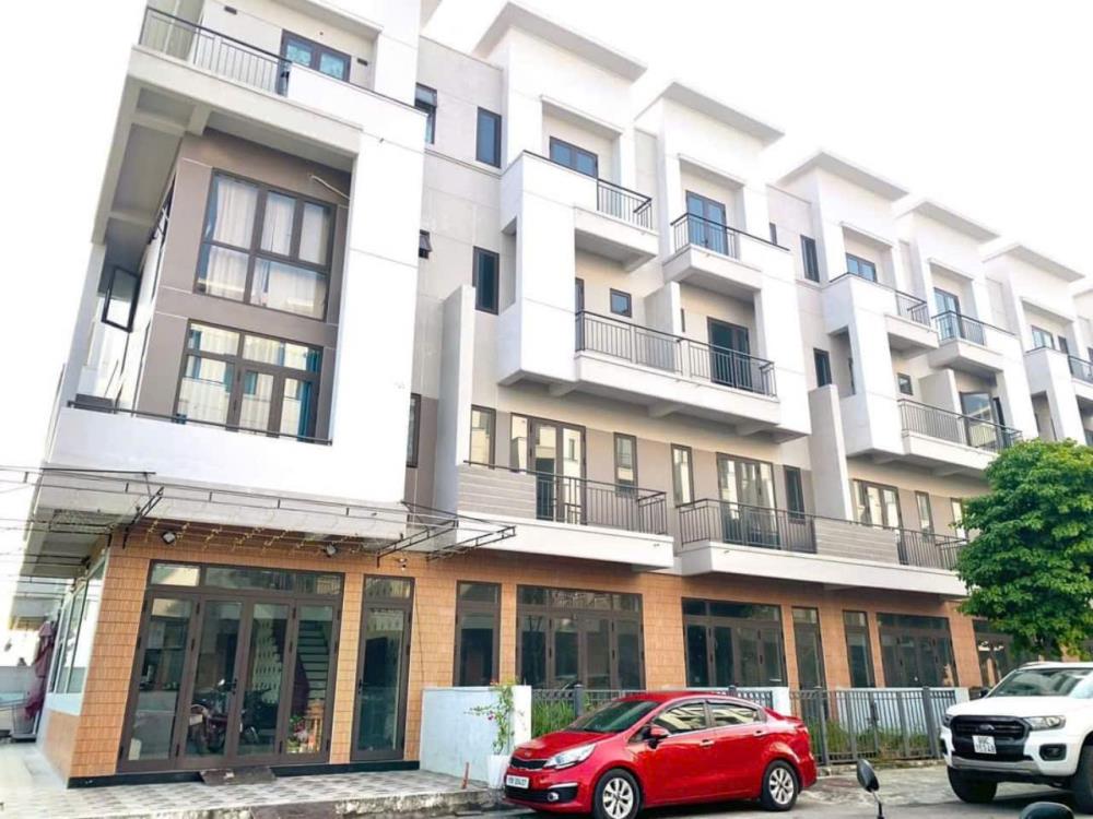 Chính chủ bán shophouse 4 tầng, vị trí vàng, giá thoả thuận hấp dẫn2095348