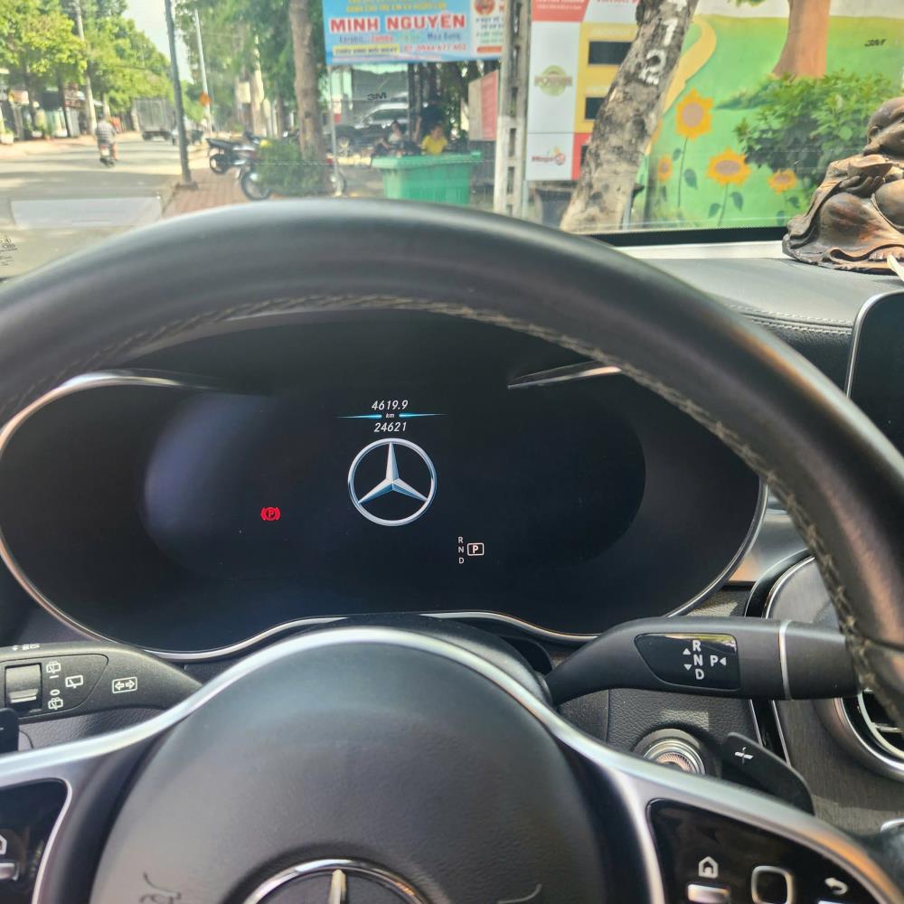 Mercedes Benz GLC 2022 300 4MATIC - 27000 km- 1 tỷ 92076333