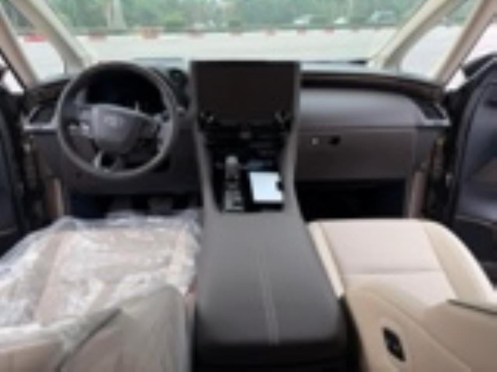 Bán Toyota Alphard 2.4 AT sản xuất 2024, mới 100%, xe giao ngay.2257845