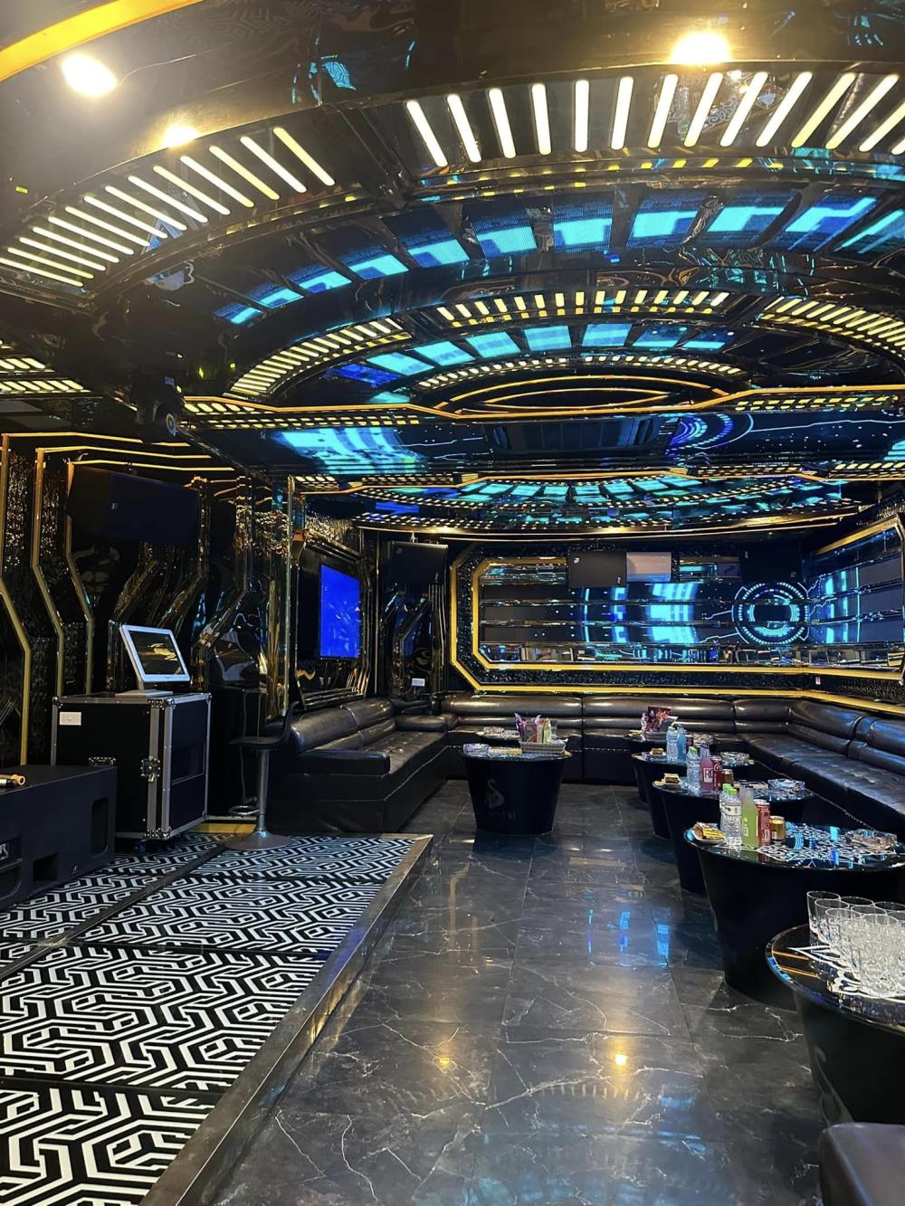 ⚜️Mặt Phố VIP Trần Thái Tông, 86m2 10T Thang máy, MT 7.5m, Lô góc 3 thoáng, Chỉ 75 Tỷ⚜️2127971