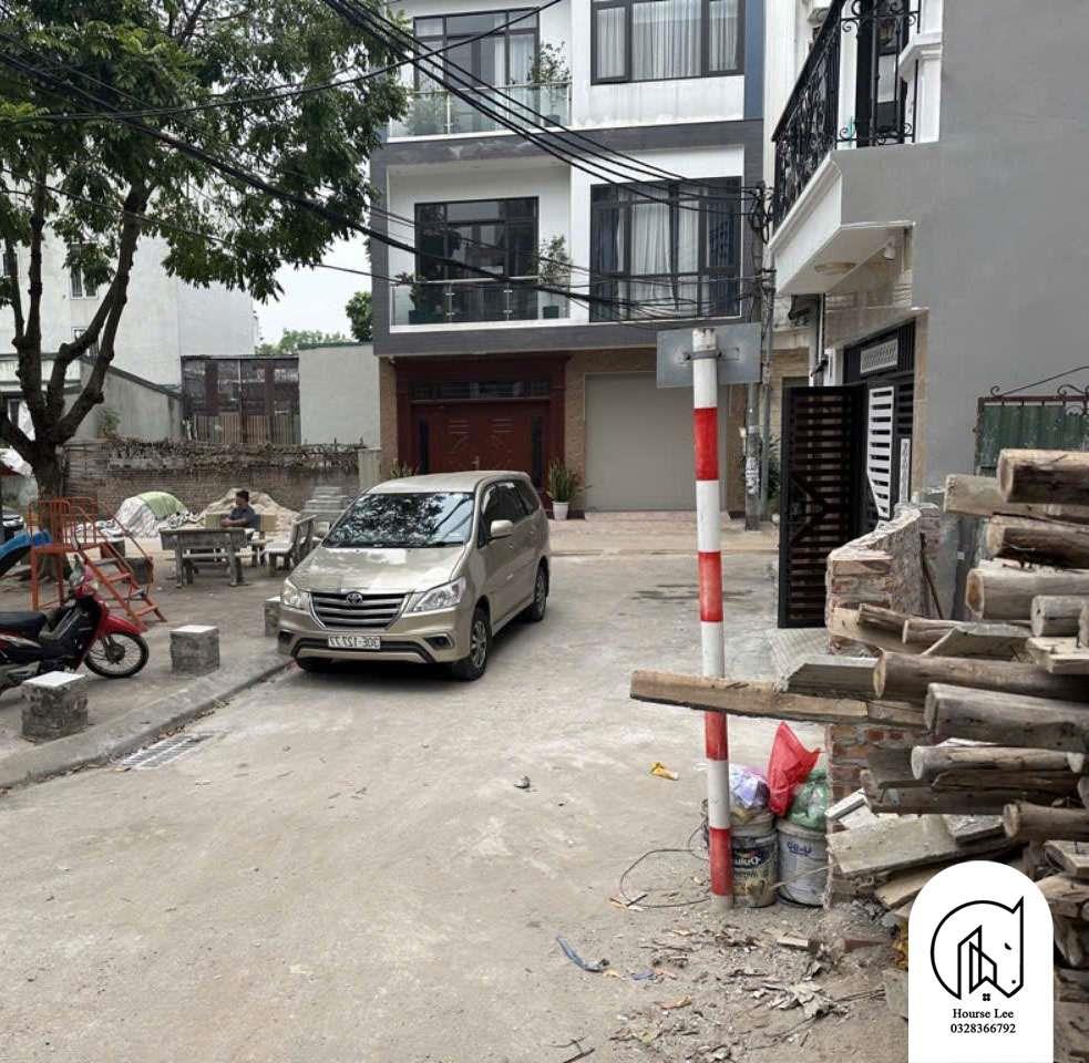 6 tỷ có mảnh đất đường oto tránh ngay vị trí trung tâm phường Việt Hưng Long Biên rộng 45m2148313