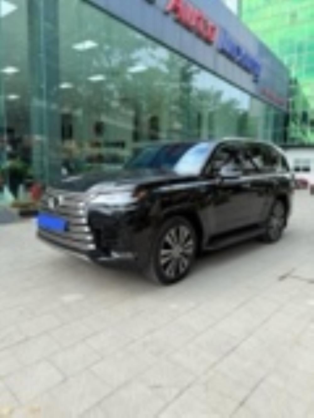 Bán Lexus LX600 Urban 7 chỗ,sản xuất 2023, lăn bánh 8000 Km xe như mới2084611