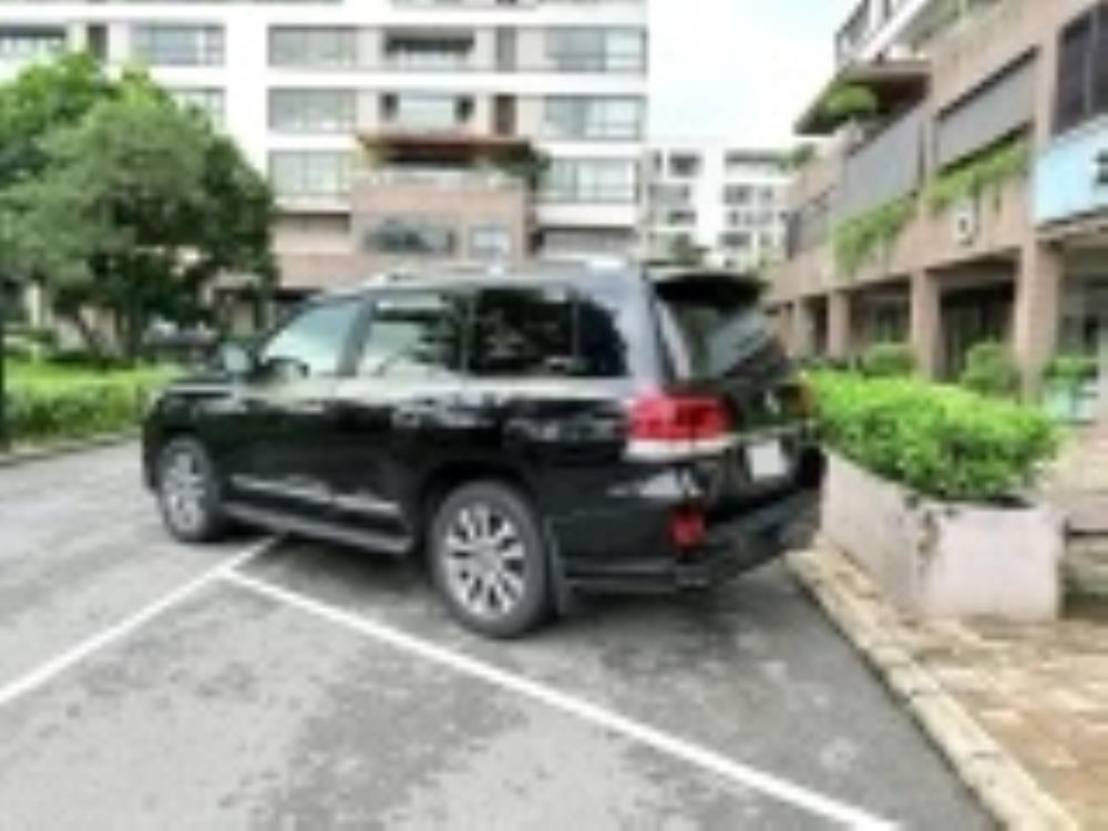 Toyota Land Cruiser VX-S 5.7 nhập Trung Đông, đăng ký cuối 2021, 1 chủ2081134