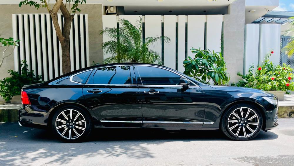 Volvo S90 sản xuất 20172146925