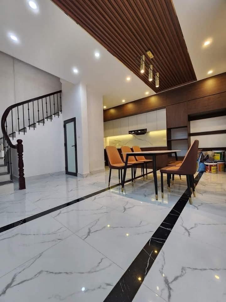 VƯƠNG THỪA VŨ - THANH XUÂN - 48,6M2 x 4TẦNG - MT 8,55M- Ô TÔ- PHÂN LÔ- NHÀ MỚI - HƠN 11 TỶ2149845