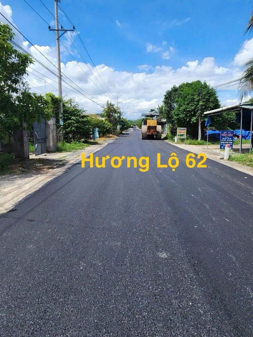 Chính chủ bán lô đất MT HL62 trung tâm thôn Láng Nhớt, Diên Khánh, Khánh Hòa2160976