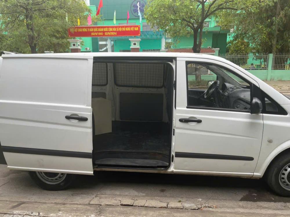 Cần bán xe Mercedes Vito. 2074074