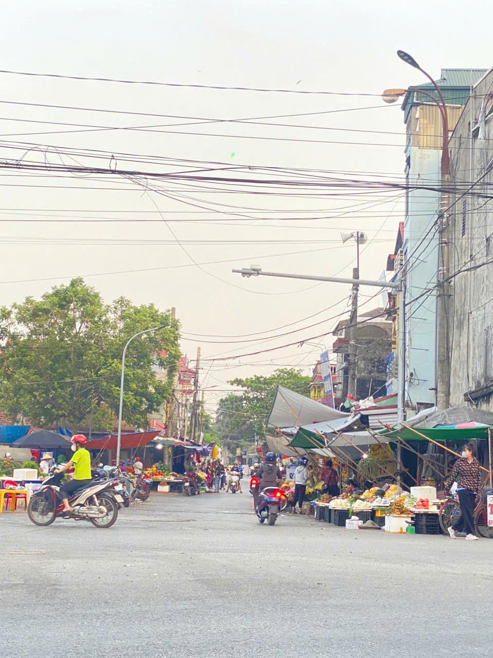 Chính chủ cần bán Nhanh Lô Đất Tại Thôn Đồng Lý - THị Trấn Lương Bằng - Huyện Kim Động - Hưng Yên2101798