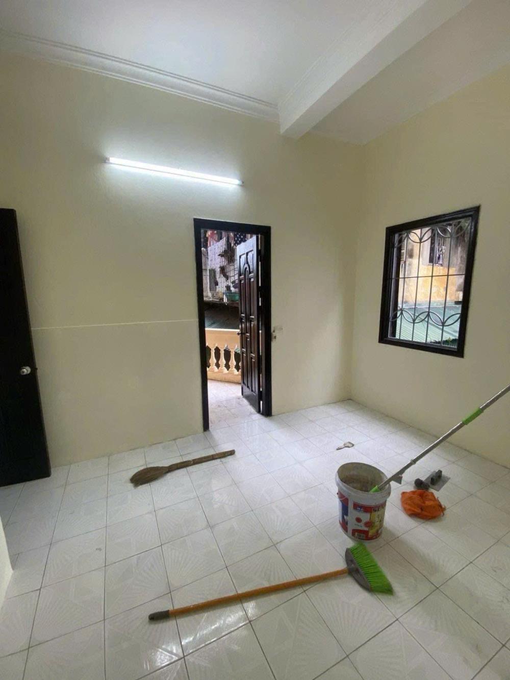 Cho thuê nhà ngõ ô tô Đại La 10 triệu, 30m2, 3 ngủ, vào ngay2126448