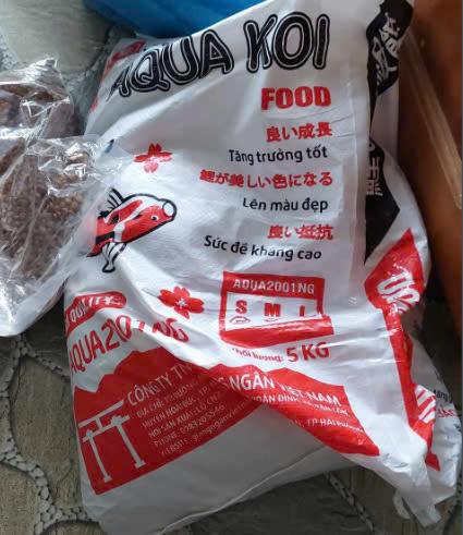 Thức ăn Aqua Koi Food -  sự lựa chọn tuyệt vời để nuôi dưỡng cá Koi2071643