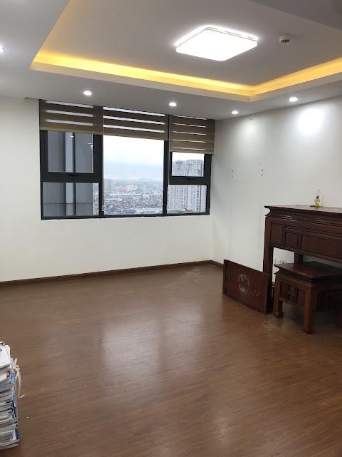 Cho thuê căn hộ 3 Ngủ  tại chung cư Hoàng Cầu Skyline2146806