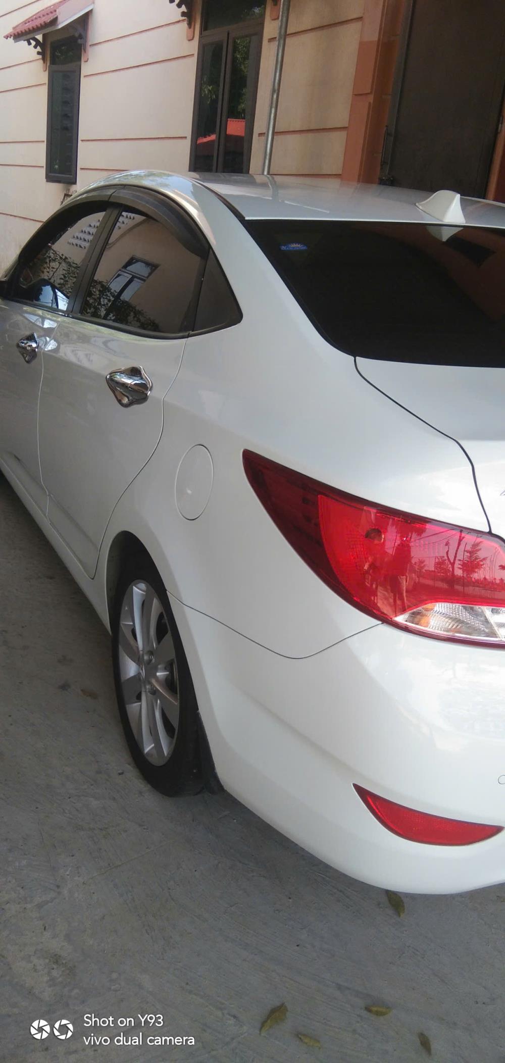 Hyundai Accent bIUe 2015 1.4AT xe nhập hàn quốc bản đủ tự động cửa xổ chời - 325 triệu2127484