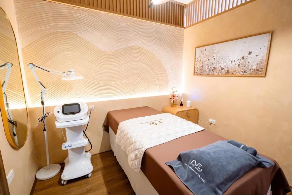 SANG NHƯỢNG SPA MẶT BẰNG TẦNG 1, TẦNG LỬNG Vị Trí : Bà Triệu, Hà Nội2194760