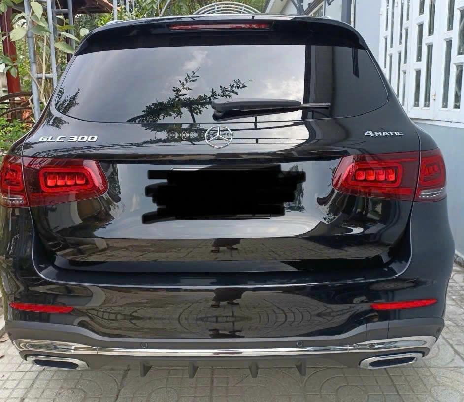 Mercedes Benz GLC 2022 300 4MATIC - 27000 km- 1 tỷ 92076329