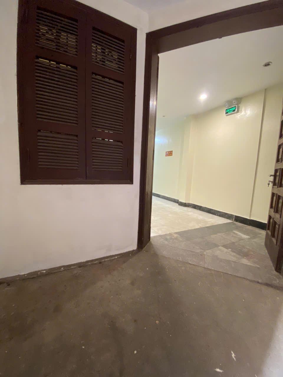 Cho thuê nhà nguyên căn Phương Liệt, 46m2, 4 tầng, 3 ngủ, 3 WC, 12 Triệu, có thương lượng2290850