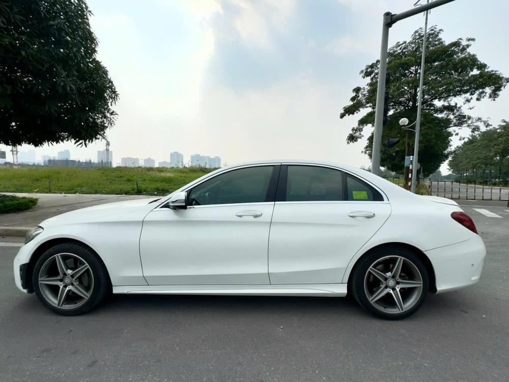 CHÍNH CHỦ CẦN BÁN XE MEC AMG C300 SẢN XUẤT NĂM 20162196513