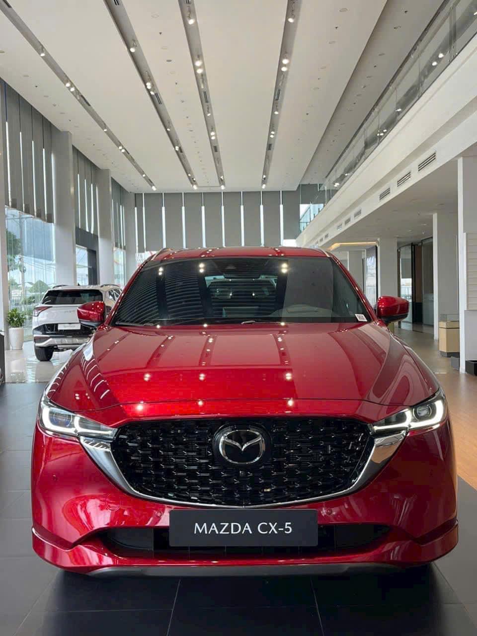 Mazda CX-5 đang được giảm 50% lệ phí trước bạ.2088216