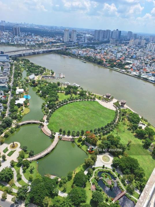 Độc quyền căn 3PN, giá mua bán siêu hời, 116m2, tầng cao, có thiết kế bên trong, Vinhome Central Park.2092262