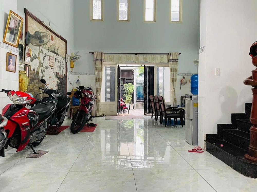 BÁN NHÀ HẺM 6M , 7C VÔ NHÀ , TÂN HẢI - TÂN BÌNH - 13,8 TỶ - 104M² - 4 TẦNG - 4PN - 5WC .2286565