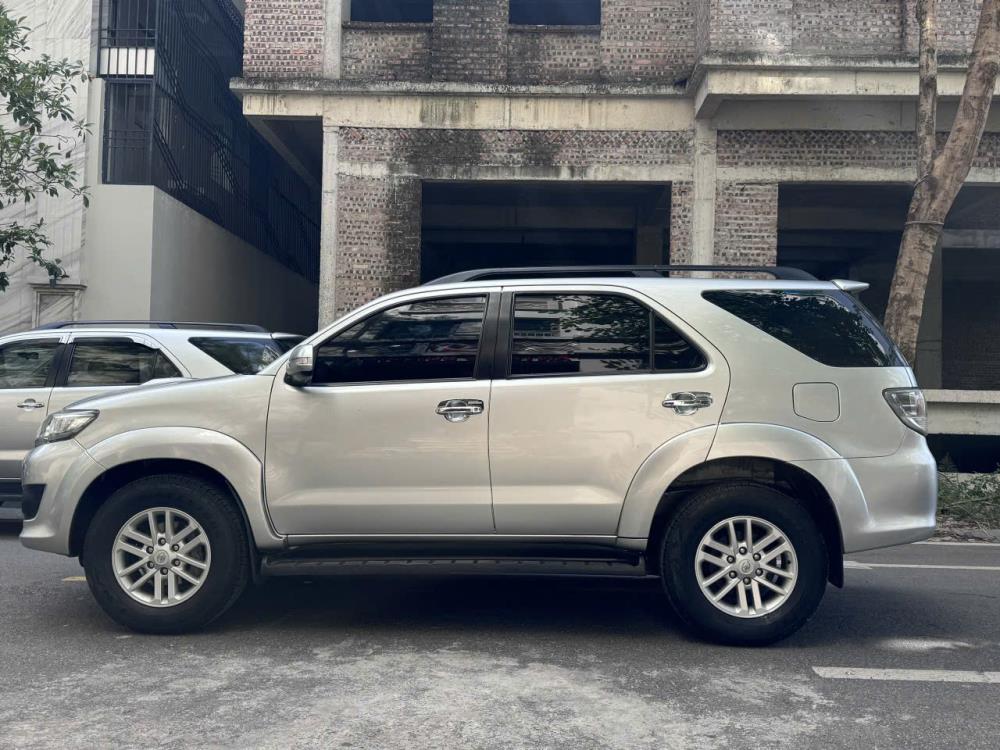 Ô tô Fortuner 2013 máy dầu số sàn 2068131