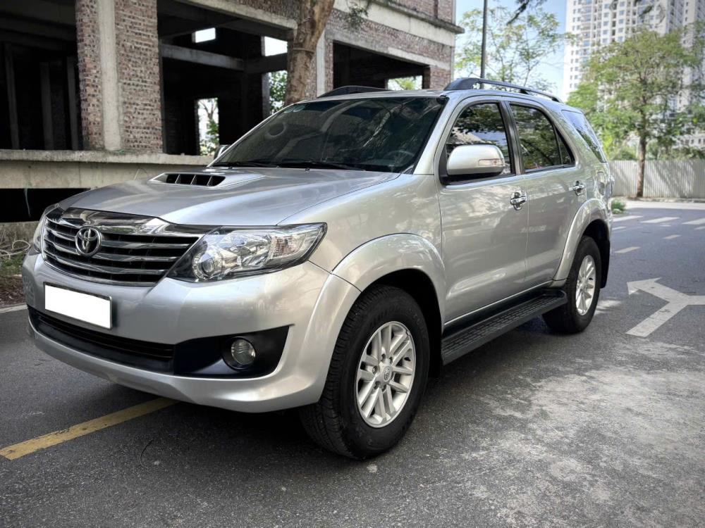 Ô tô Fortuner 2013 máy dầu số sàn 2068124