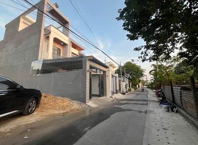 BÁN  NHÀ  TẠI PHƯỜNG ĐỊNH HÒA , THỦ DẦU 1 , BÌNH DƯƠNG2588857
