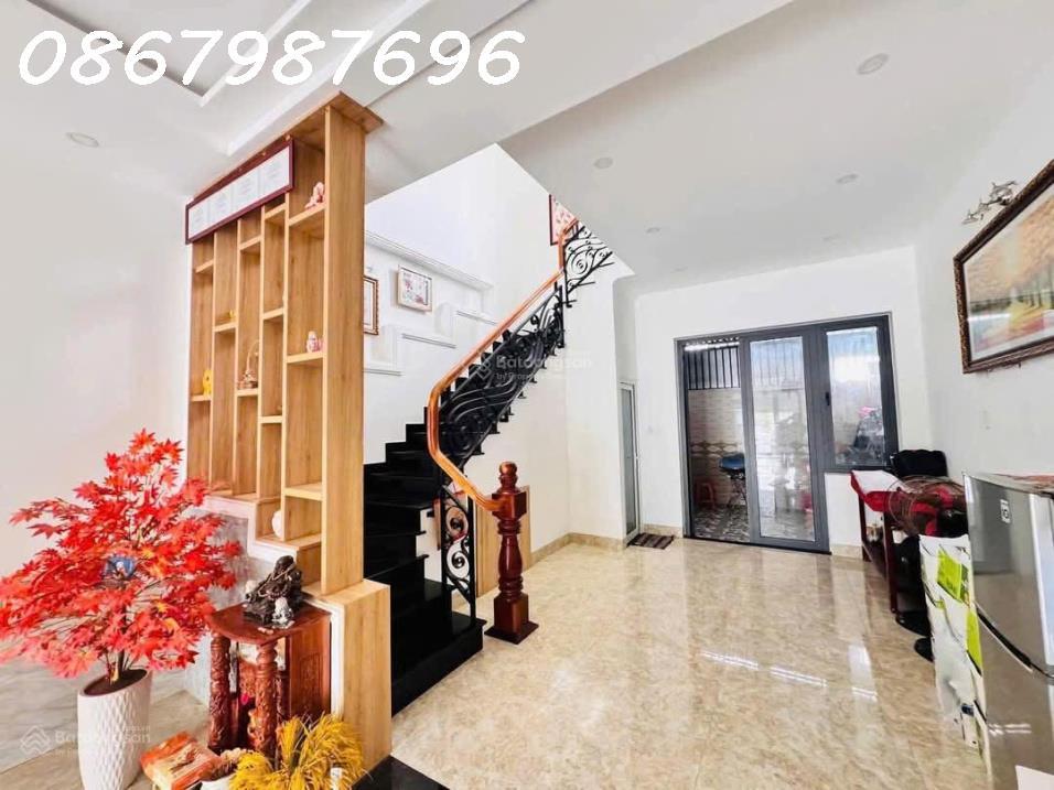 Bán Nhà Khu Đô Thị Nam Vĩnh Hải, TP Nha Trang - 1 Trệt 2 Lầu, 4 Phòng Ngủ, Giá 4,5 Tỷ2443860