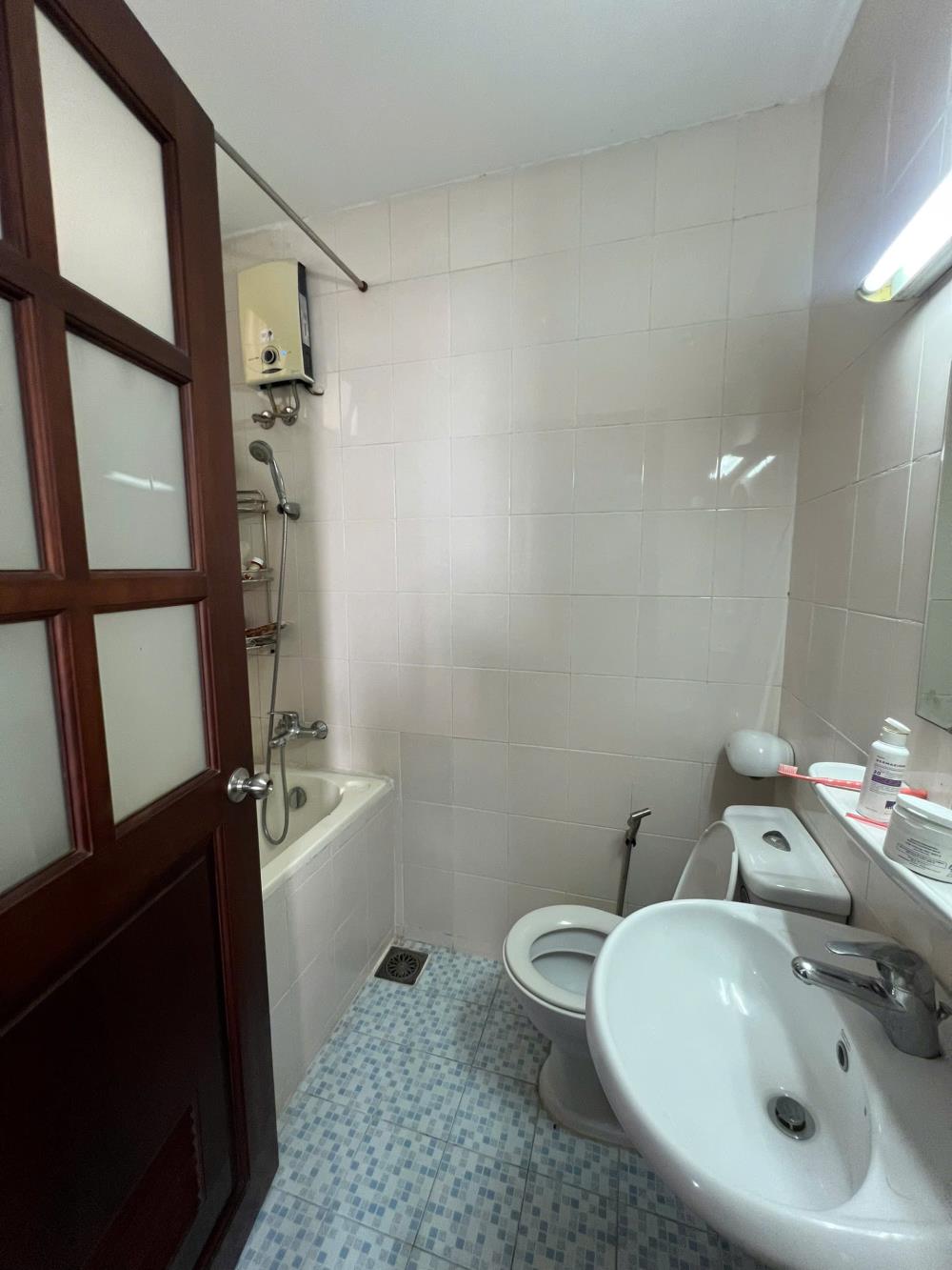 Nhượng lại căn hộ 2 PN chung cư Lương Định Của2457768