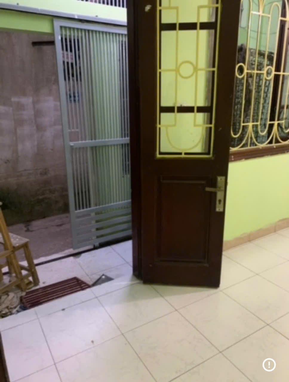 Cho thuê nhà nguyên căn Phố Tân Mai, 3 tầng x 30m2, 3 ngủ, 9 Triệu ở GĐ, nhóm nữ ngoan2588006