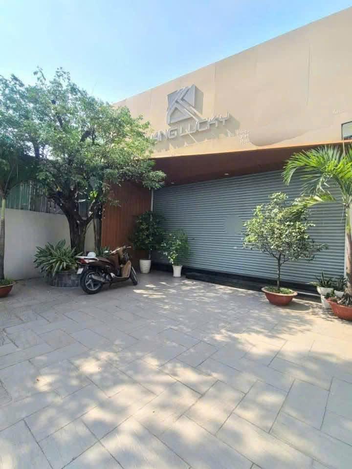 Cho Thuê Mặt Bằng Kinh Doanh Hiệp Thành – Thủ Dầu Một, Bình Dương.Diện tích: 10 x 26m = 260m². 22 triệu / tháng.Cọc: 2 tháng2619931