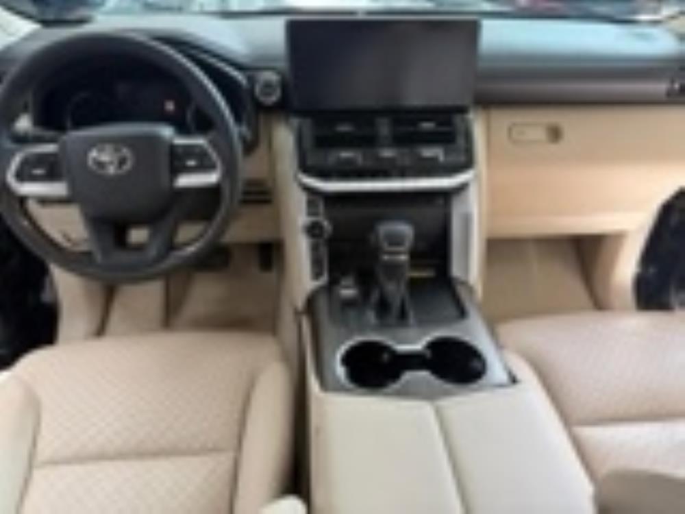 Bán Toyota Land Cruiser LC300 sản xuất 2022.2351047