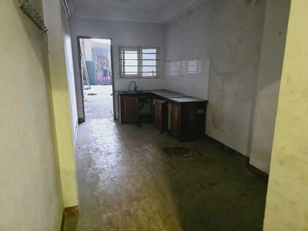 Cho thuê mặt bằng 250m tại Quang Trung, Hà Đông. Phù hợp làm điểm kinh doanh, kho chứa hàng, điểm bán hàng online giá 23 triệu2517440