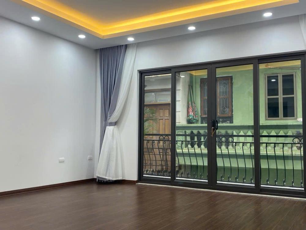 Bán nhà Phố Tôn Đức Thắng, Nội Thất Đẹp, 5 Phòng Ngủ, 40mx4T, Giá: 7.2 Tỷ, Lh: 0396935190.2620872