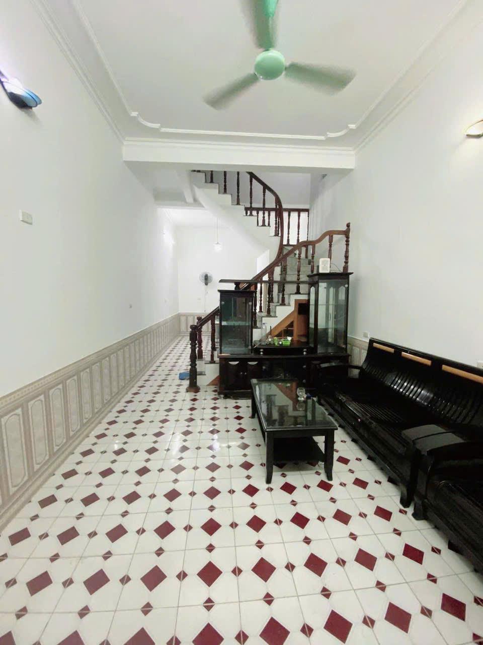 Cho thuê nhà KD ONL, VP, Ở GĐ, NHÓM 159 Định Công Thượng, 60m2, 3 ngủ, 3 WC, 11.5 triệu2355654