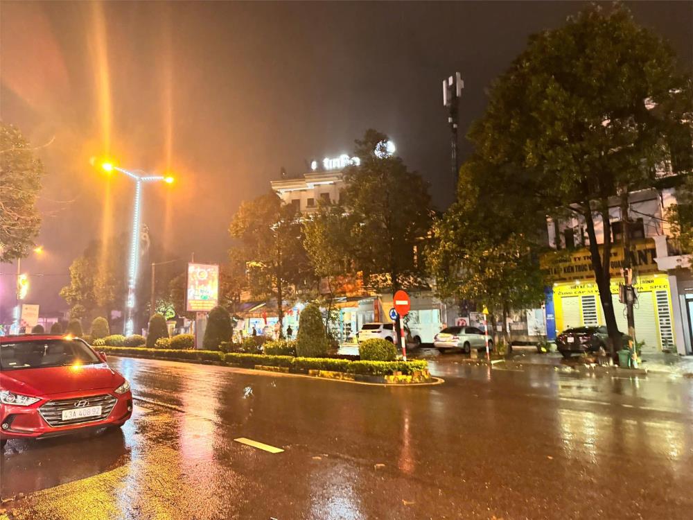 Bán đất mặt tiền Hùng Vương - đối diện ngân hàng Chính sách Đông Hà2443439