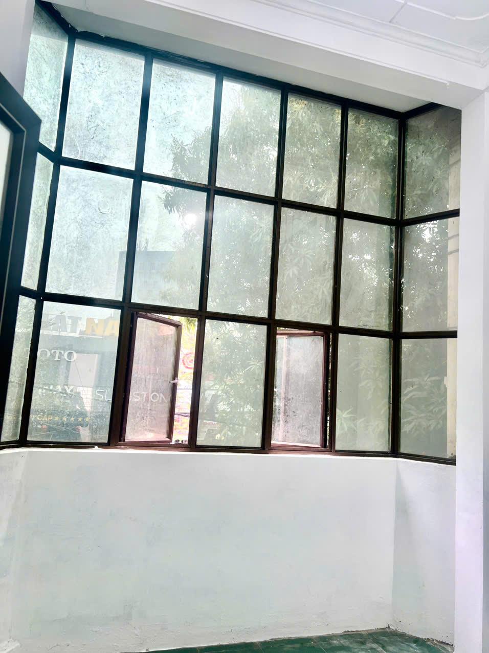 Cho thuê  nhà 2 tầng tại 190 Hà Huy Tập, phường Hà Huy Tập2421847
