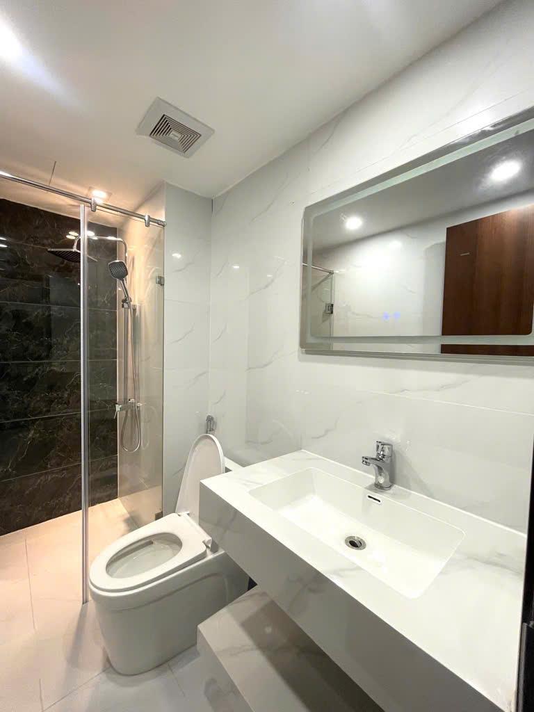 Bán nhà Phố Thái Hà, Ngõ Đẹp, Sổ Vuông, 9 Ngủ, 58mx5T, Giá: 12.9 Tỷ, Lh: 0396935190.2423994