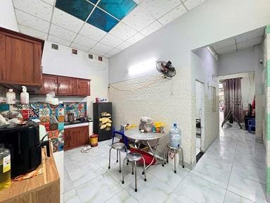 Chào bán căn nhà MT đường 5.5m số nhà Đinh Nhật Tân sau bến xe, nhà móng sẵn 3tầng2459062