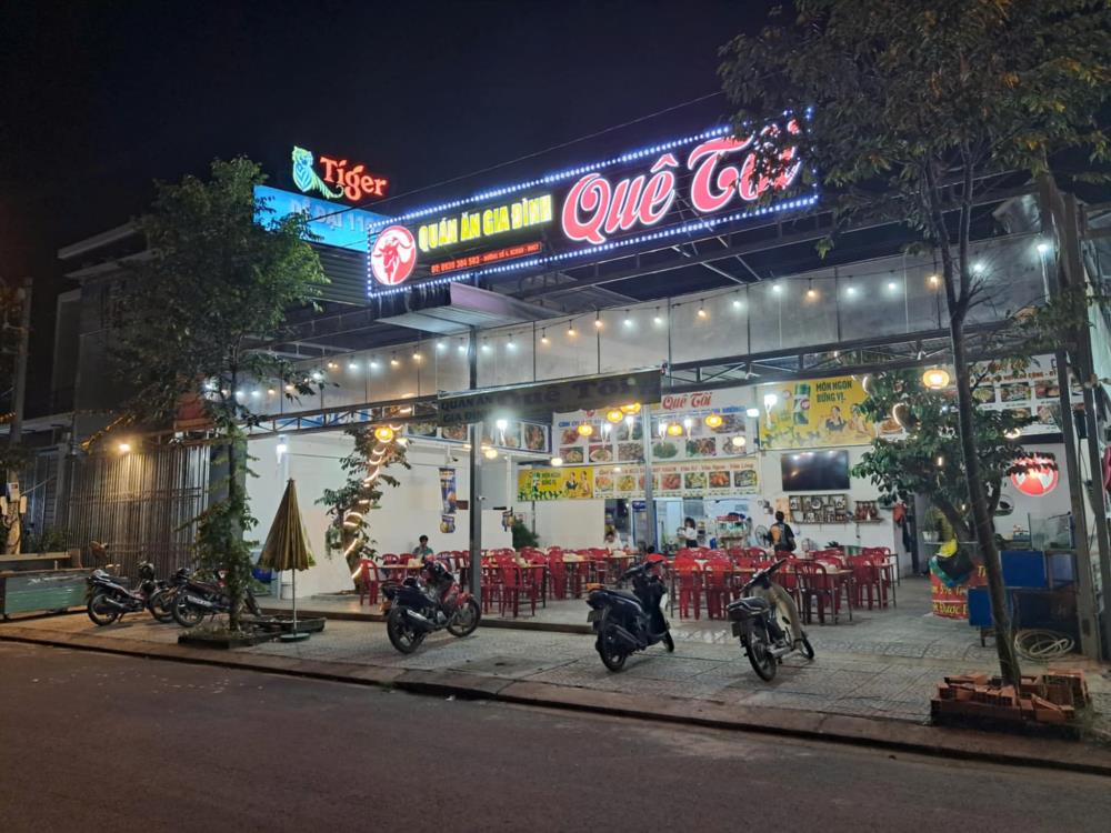 Sang quán ăn gia đình. Mặt bằng rộng ,xe đậu thoải mái2596944
