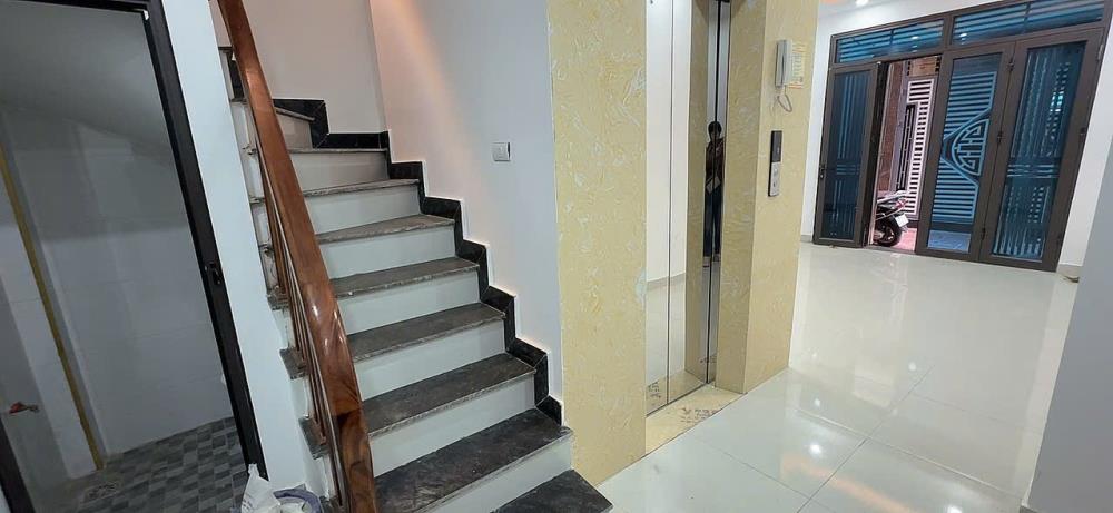 Lê Quang Đạo Mỹ Đình 32m2 6 tầng thang máy giá 6 tỷ 5 quá hiếm2421962