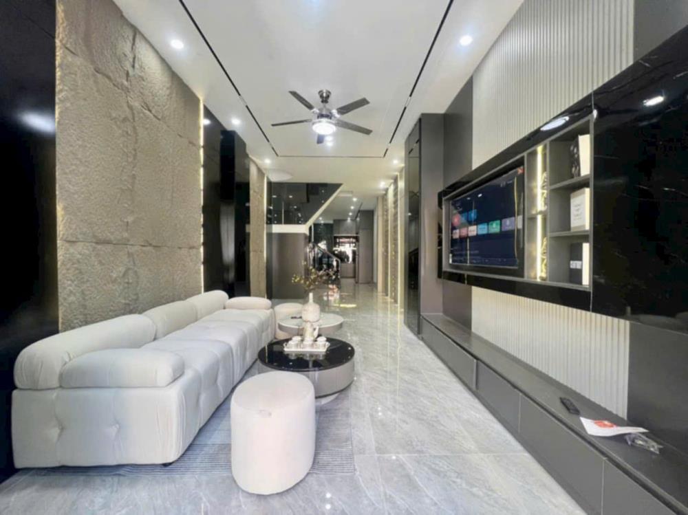 HẠ ChÀO 400 TRIỆU. GIÁ TỐT 7.9 TỶ ĐẾN THỜI ĐIỂM CHỐT RỒI. 
NHÀ NGUYỄN PHƯỚC NGUYÊN 2 MẶT TIỀN KINH DOANH SẦM UẤT
DT 97m2 ( 6*16) 3 TẦNG2483558